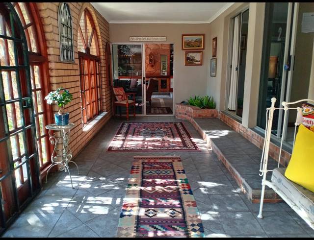 7 BEDROOM HOUSE FOR SALE IN NOORDRAND